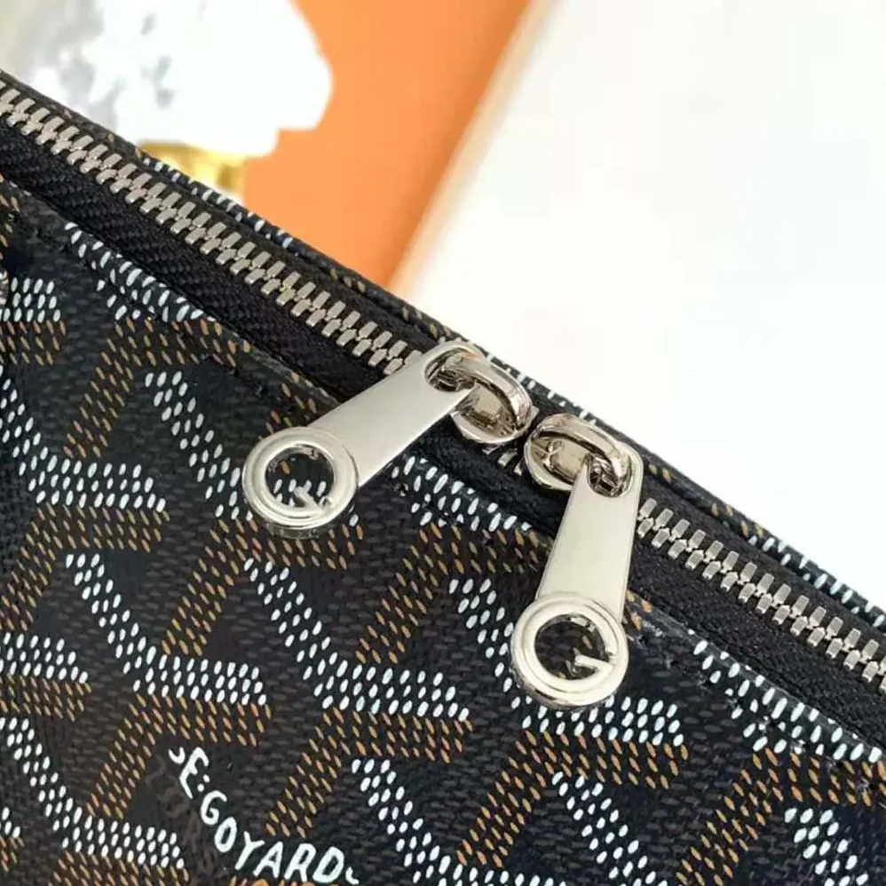 Goyard Vendôme PM Bag for Women in Black Goyard Vendôme PM Bag for Women in Black