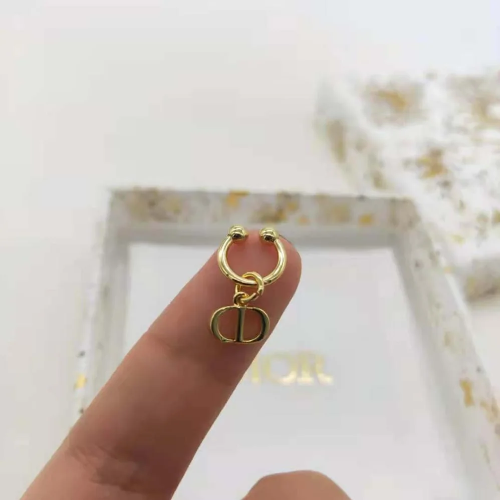Dior Petit CD Ear Jewelry Gold for Women in Finish Metal