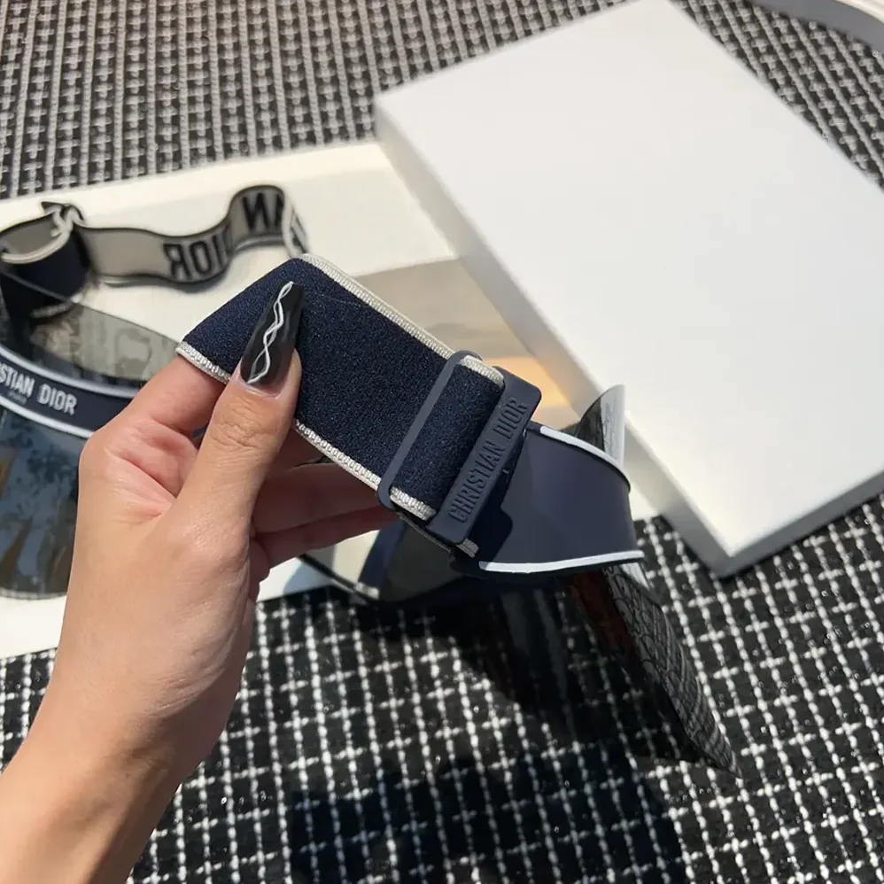 Dior DiorClub V1U Blue Dior Oblique Visor for Unisex