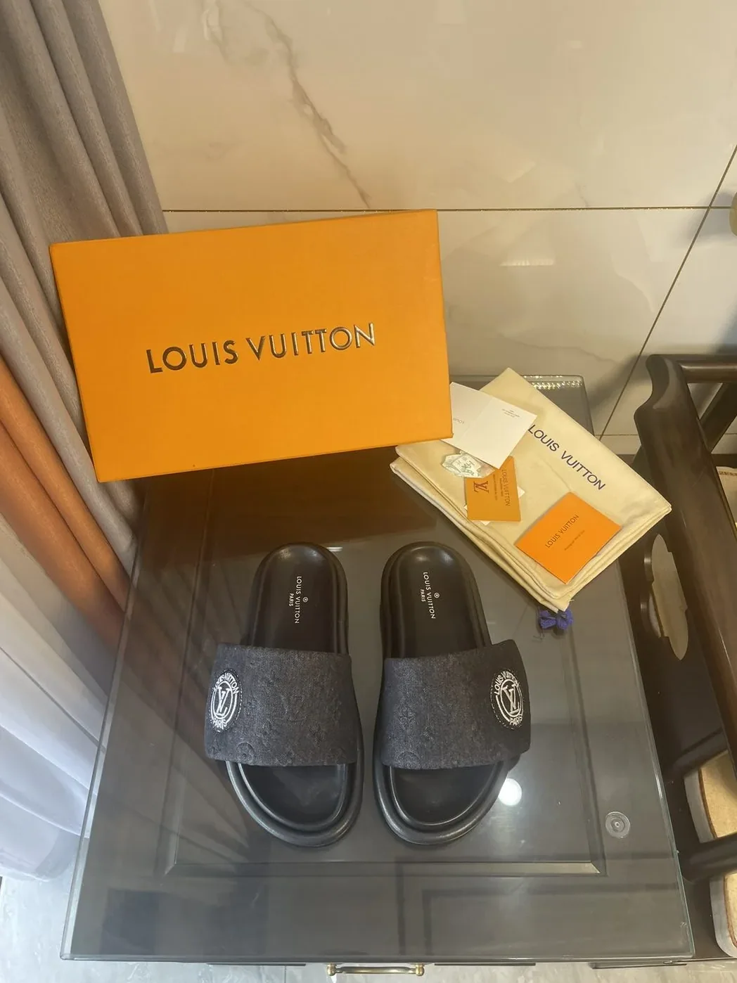 Louis Vuitton Pool Pillow Comfort Flat Mule Black for Women Louis Vuitton Pool Pillow Comfort Flat Mule Black for Women