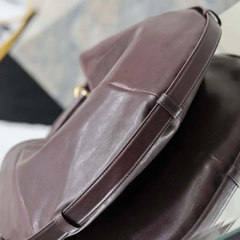 Saint Laurent YSL Mombasa Medium In Leather for Women in Rouge Cabernet