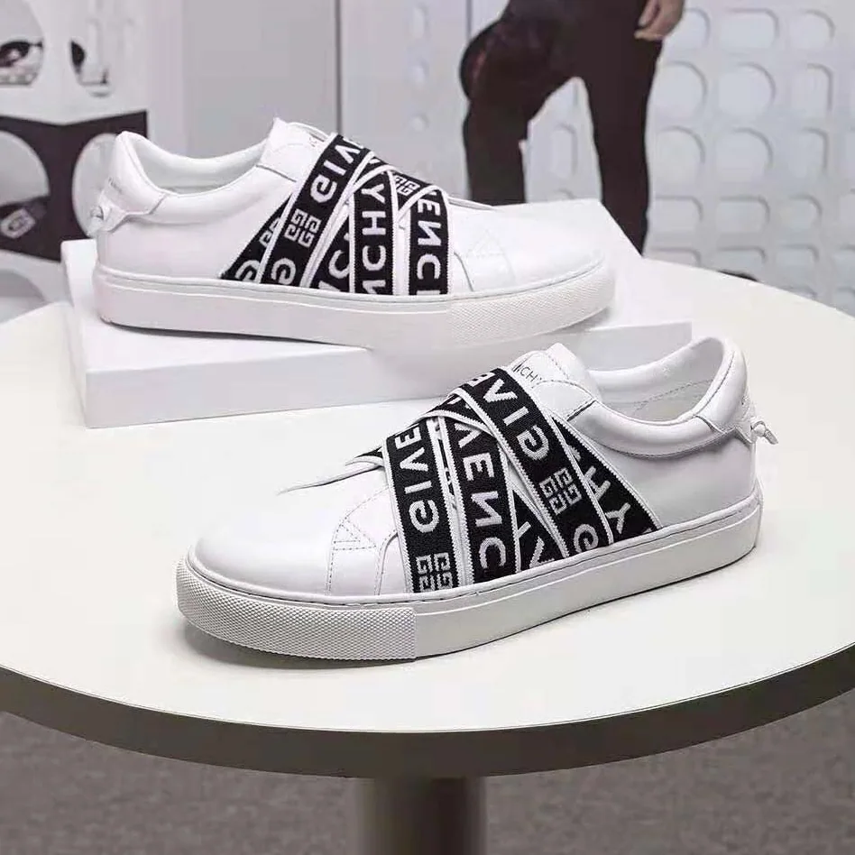 Givenchy Givenchy 4G Webbing Sneakers in Leather for Women in White Givenchy Givenchy 4G Webbing Sneakers in Leather for Women in White
