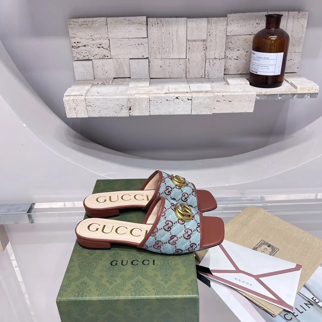 Gucci GG Raffia Effect Slide Brown for Women