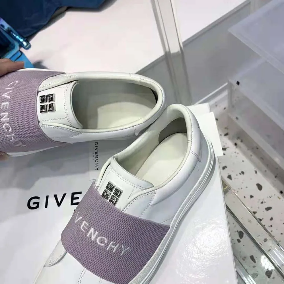 Givenchy Sneakers City Sport in Leather with GIVENCHY Webbing for Unisex in Purple Givenchy Sneakers City Sport in Leather with GIVENCHY Webbing for Unisex in Purple