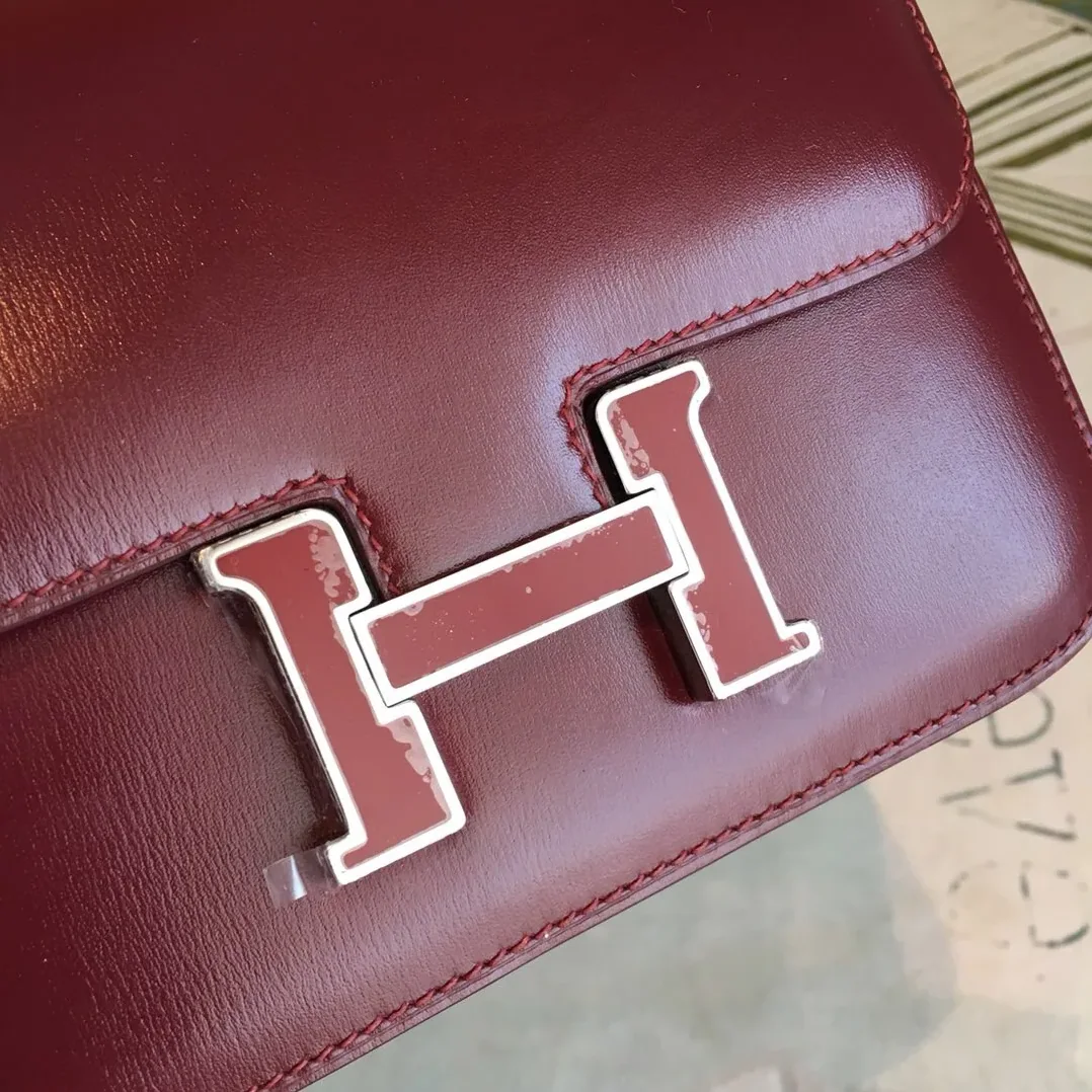 Hermes Constance 18 Crossbody Bag / Burgundy Swift Leather Silver Hardware
