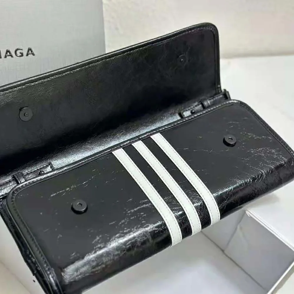 Balenciaga Balenciaga / Adidas Wallet on Strap in Black for Women Balenciaga Balenciaga / Adidas Wallet on Strap in Black for Women