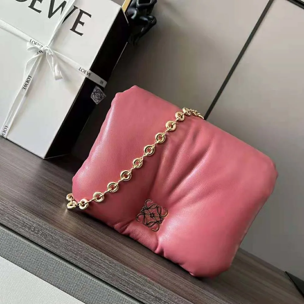 Loewe Puffer Goya Bag in Shiny Nappa Lambskin for Women in Rose Loewe Puffer Goya Bag in Shiny Nappa Lambskin for Women in Rose