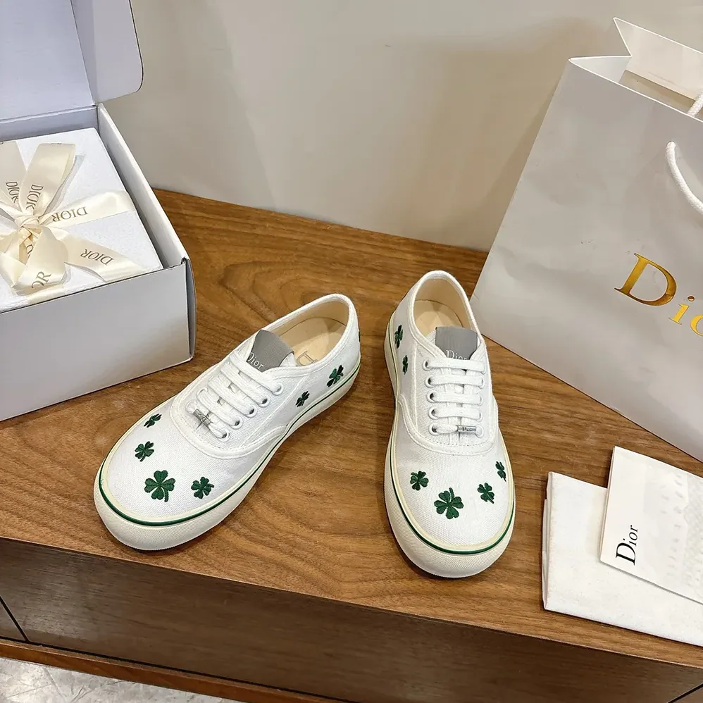Dior Saltwind Sneaker White Cotton Embroidered with Bright Green Dior Clover Motif for Unisex