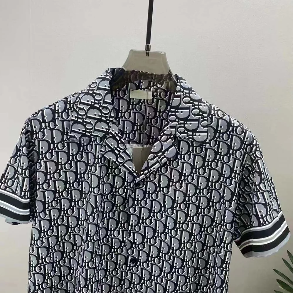 Dior Chez Moi Short-Sleeved Shirt Blue Dior Oblique Silk Twill for Men Dior Chez Moi Short-Sleeved Shirt Blue Dior Oblique Silk Twill for Men