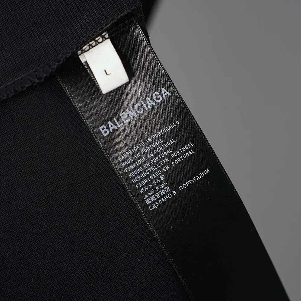 Balenciaga Paris Thunderstorm Oversized T-Shirt in Black Dry Jersey for Men Balenciaga Paris Thunderstorm Oversized T-Shirt in Black Dry Jersey for Men