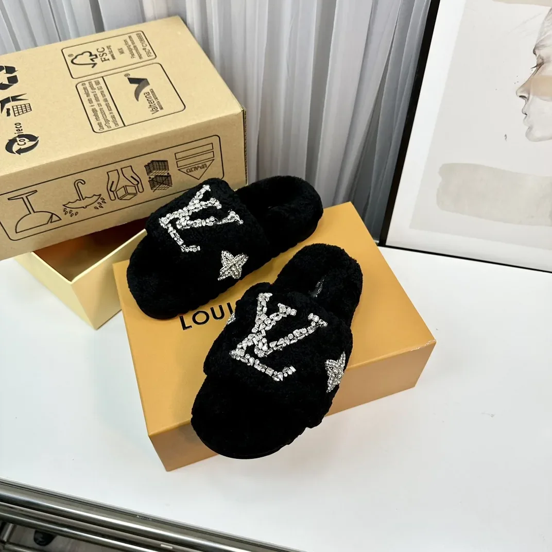 Louis Vuitton Paseo Flat Comfort Mule Black Louis Vuitton Paseo Flat Comfort Mule Black