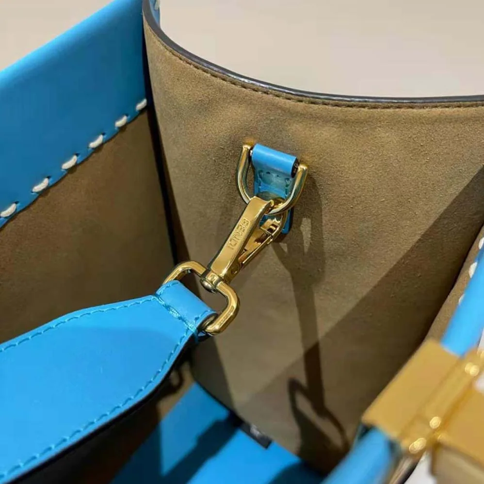 Fendi Sunshine Medium Leather Shopper for Women in Blue Fendi Sunshine Medium Leather Shopper for Women in Blue