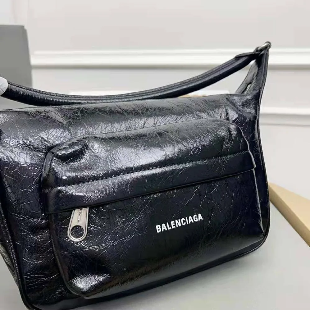 Balenciaga Raver Medium Bag With Handle in Black for Women Balenciaga Raver Medium Bag With Handle in Black for Women