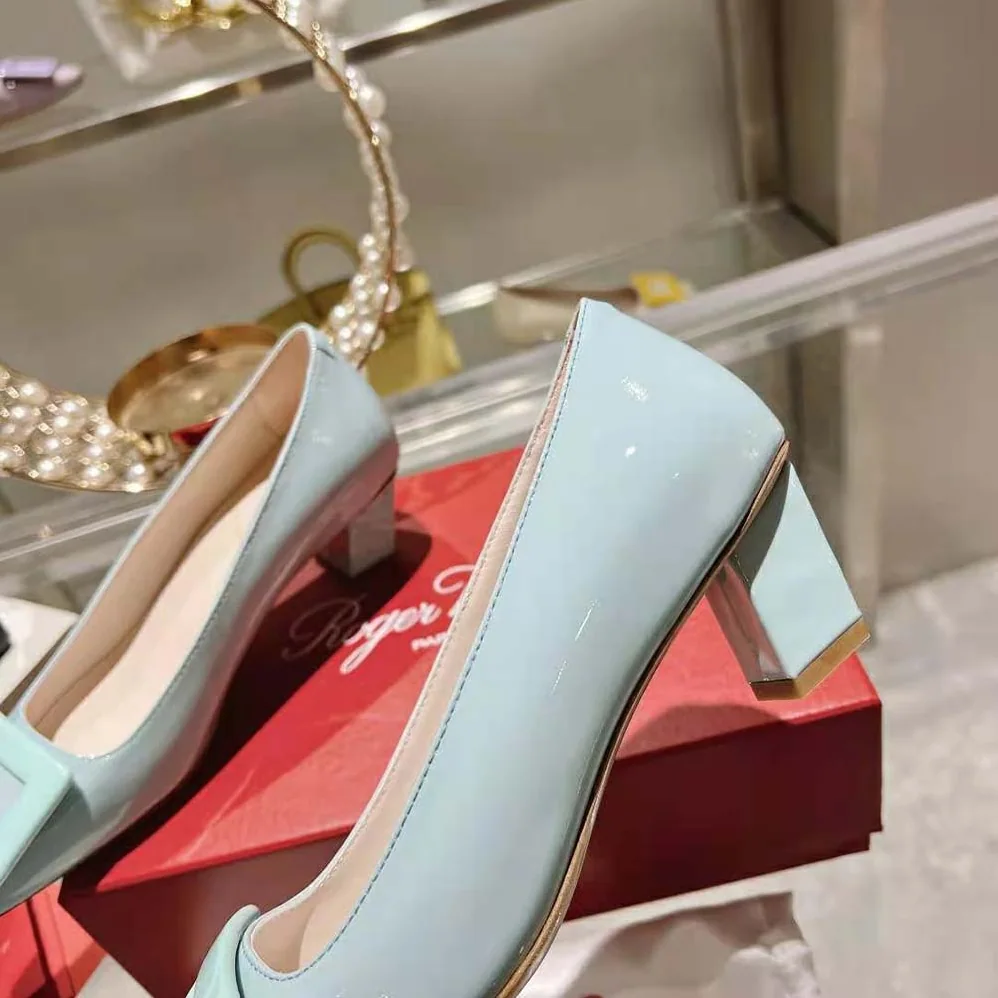 Roger Vivier Patent Leather Belle Vivier Pumps for Women in Aqua Roger Vivier Patent Leather Belle Vivier Pumps for Women in Aqua