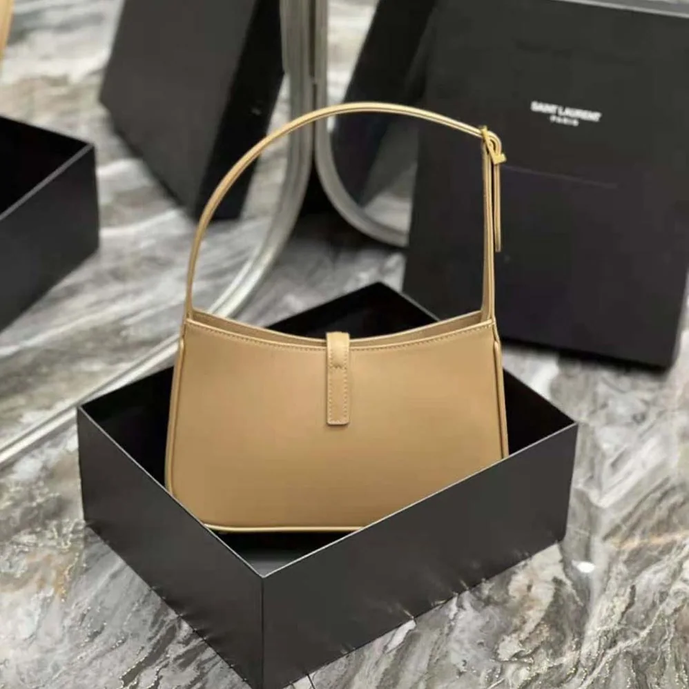 Saint Laurent YSL Le 5 A 7 Hobo Bag in Vegetable-Tanned Leather for Women in Sandy