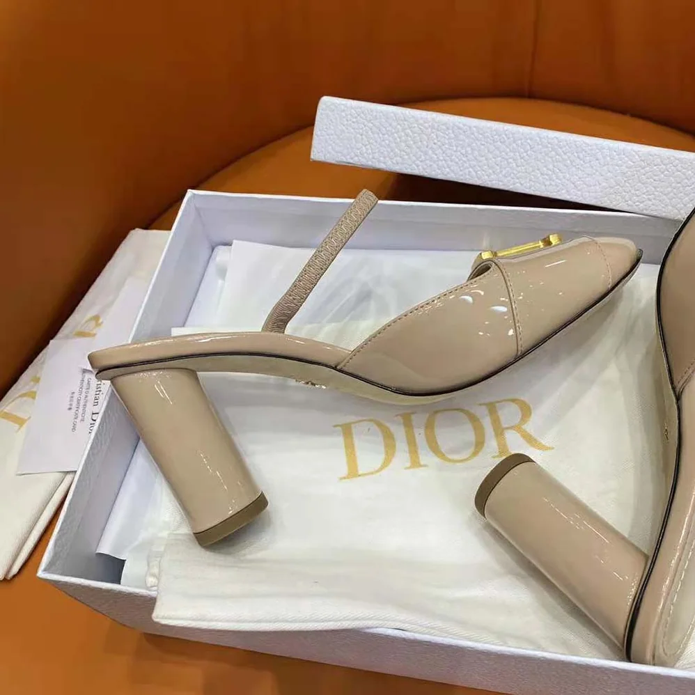 Dior C'est Dior Slingback Pump Nude Patent Calfskin for Women Dior C'est Dior Slingback Pump Nude Patent Calfskin for Women