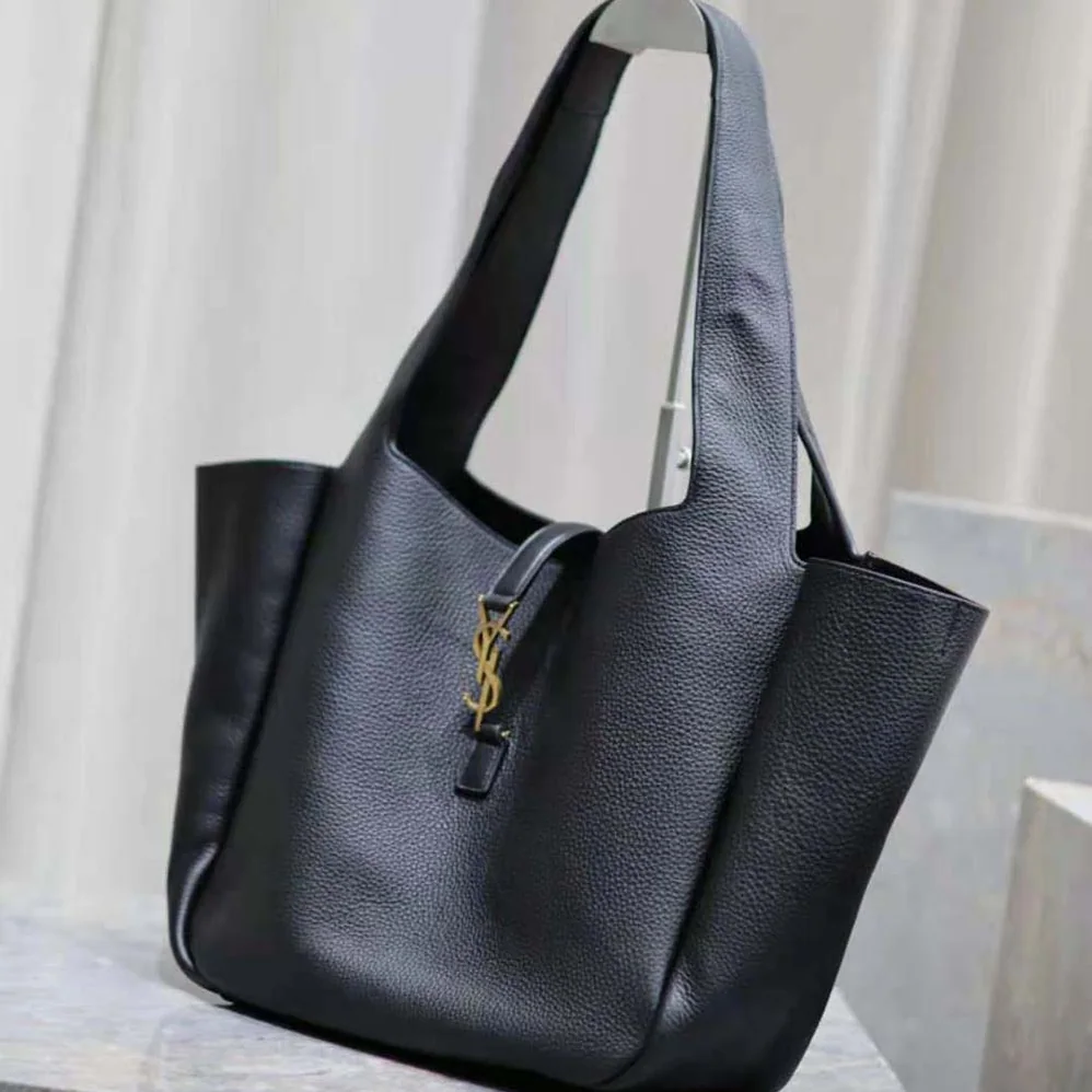 Saint Laurent YSL Bea in Grained Leather for Women in Black Saint Laurent YSL Bea in Grained Leather for Women in Black
