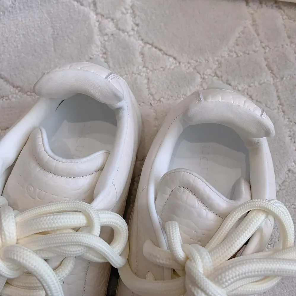 Alexander Mcqueen Flexion Sneaker in Off White for Unisex Alexander Mcqueen Flexion Sneaker in Off White for Unisex