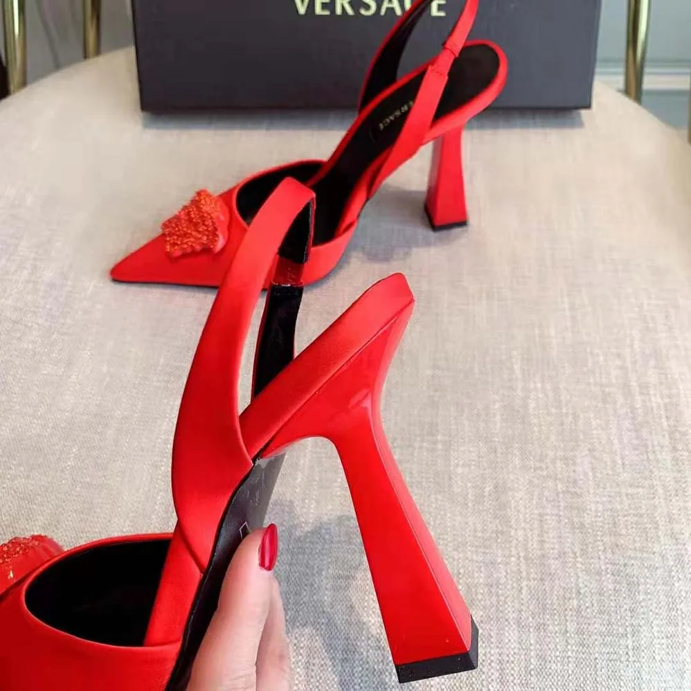 Versace La Medusa Satin Sling-Back Pumps in 105mm Heel Height for Women in Red