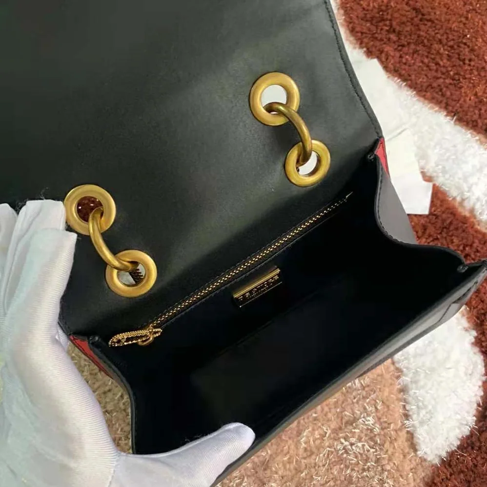 Dolce Gabbana D&G Dg Amore Bag in Calfskin for Women in Black Dolce Gabbana D&G Dg Amore Bag in Calfskin for Women in Black