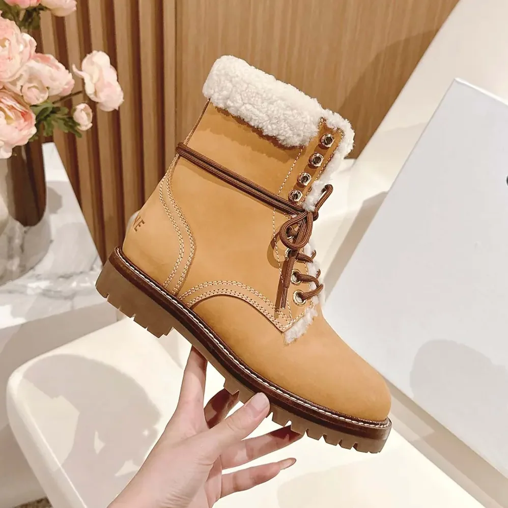 Celine Kurt Lace-up Mid Boot in Nubuck Calfskin and Shearling for Unisex Celine Kurt Lace-up Mid Boot in Nubuck Calfskin and Shearling for Unisex