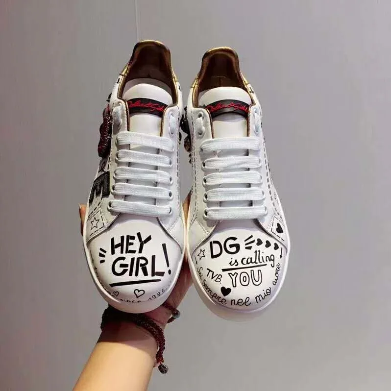 Dolce Gabbana D&G Shoes Zapatillas Portofino De becerro Estampado Con Parche Y Bordados for Women Dolce Gabbana D&G Shoes Zapatillas Portofino De becerro Estampado Con Parche Y Bordados for Women