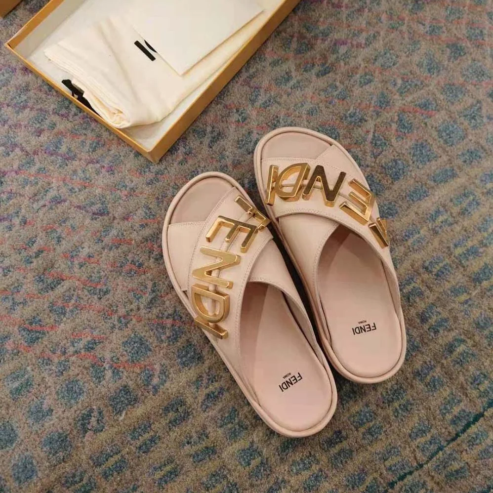 Fendi Fendigraphy Pink Leather Slides for Women