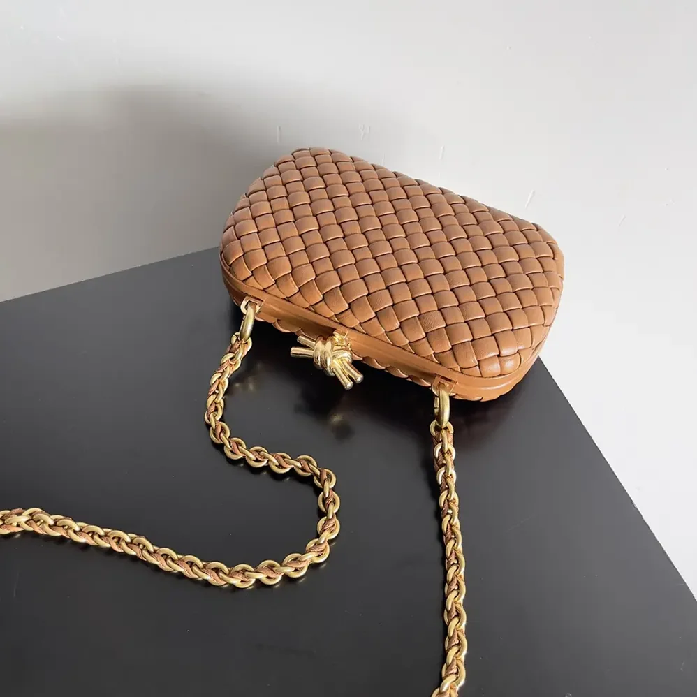 Bottega Veneta Knot Minaudière Clutch in Calfskin Leather for Women in Brown Bottega Veneta Knot Minaudière Clutch in Calfskin Leather for Women in Brown