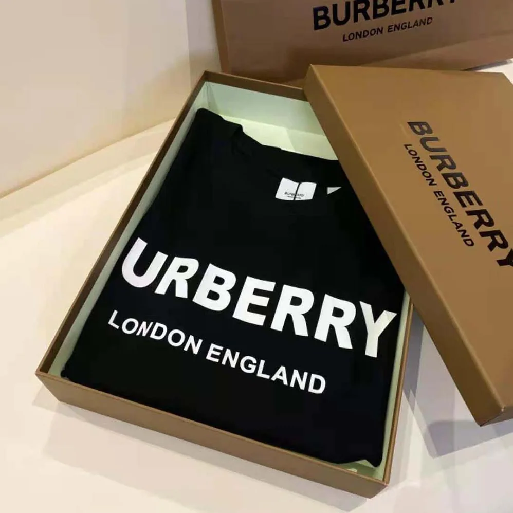 Burberry Logo Print Cotton T-shirt for Men in Black