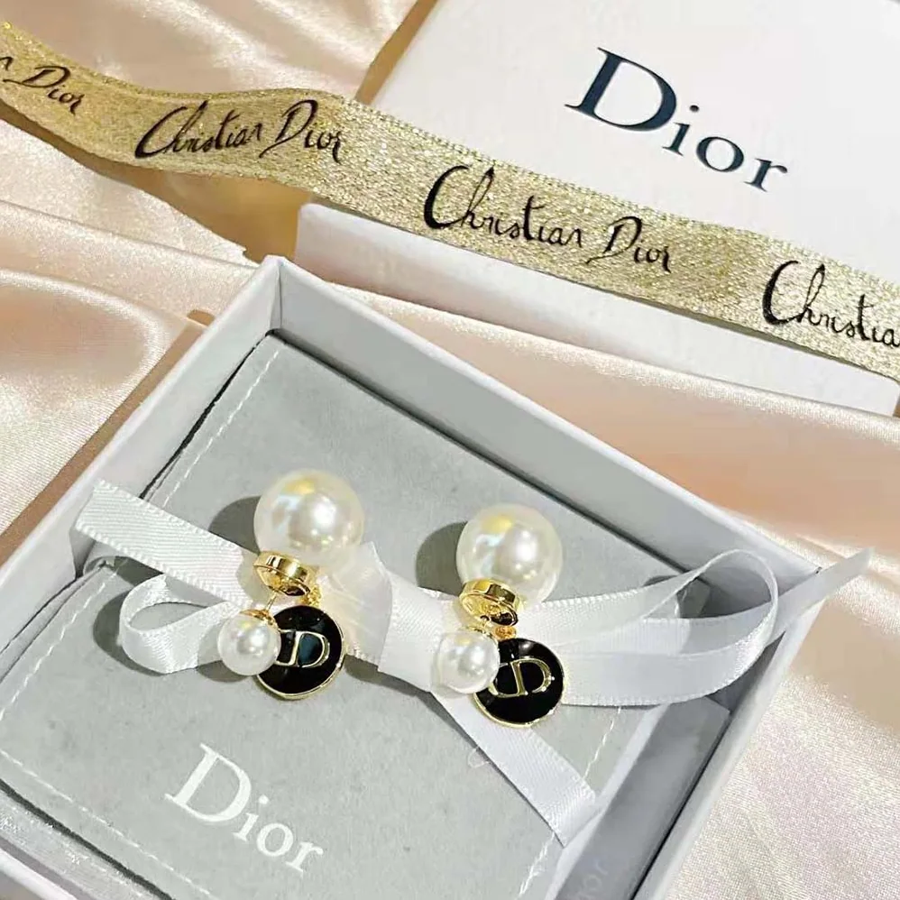 Dior Tribales earrings Gold-Finish Metal and White Resin Pearls with Black Lacquer for Women Dior Tribales earrings Gold-Finish Metal and White Resin Pearls with Black Lacquer for Women