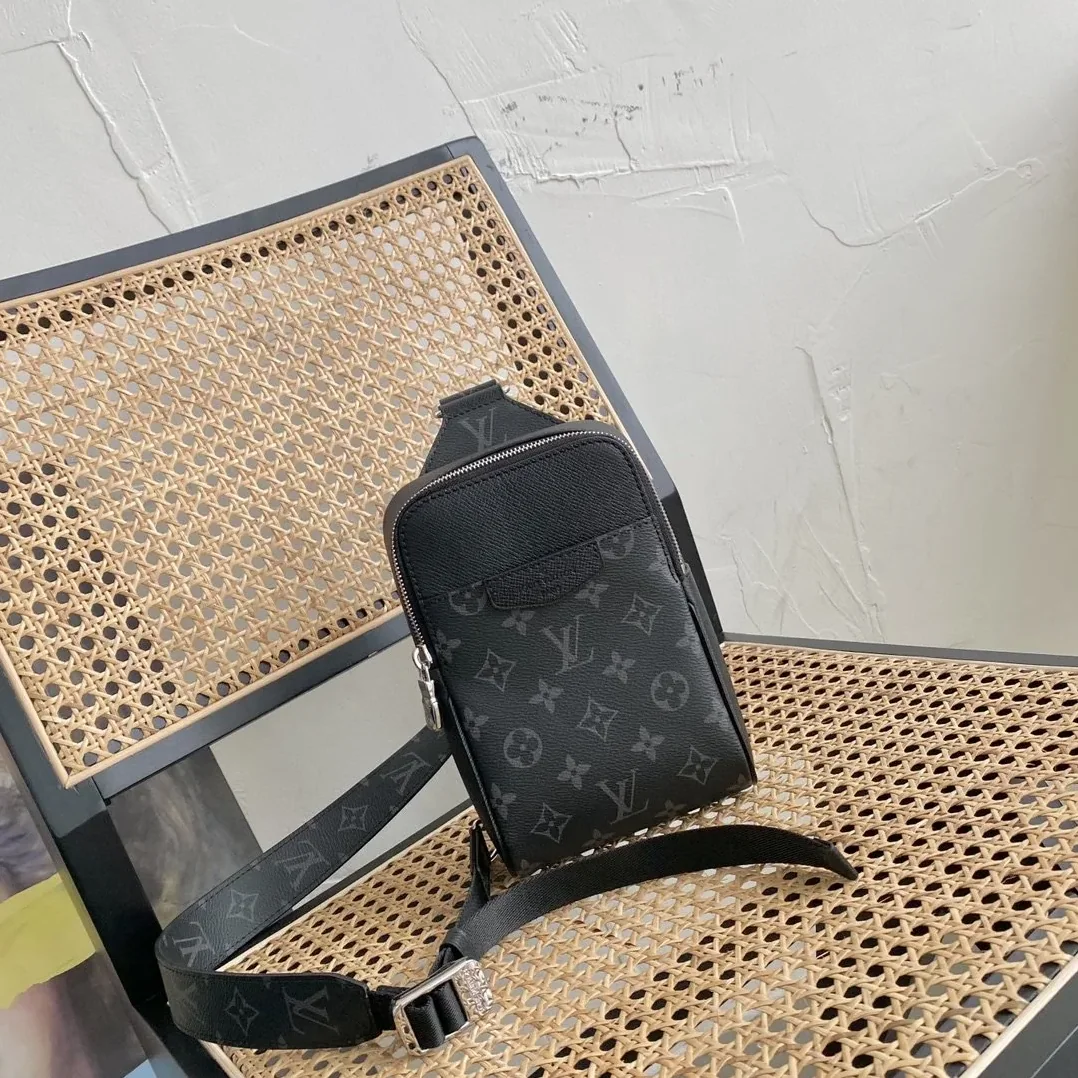 Louis Vuitton Outdoor Slingbag Taigarama Noir Black