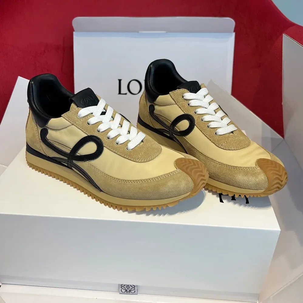 Loewe Flow Runner in Nylon and Suede for Unisex in Gold/Black Loewe Flow Runner in Nylon and Suede for Unisex in Gold/Black