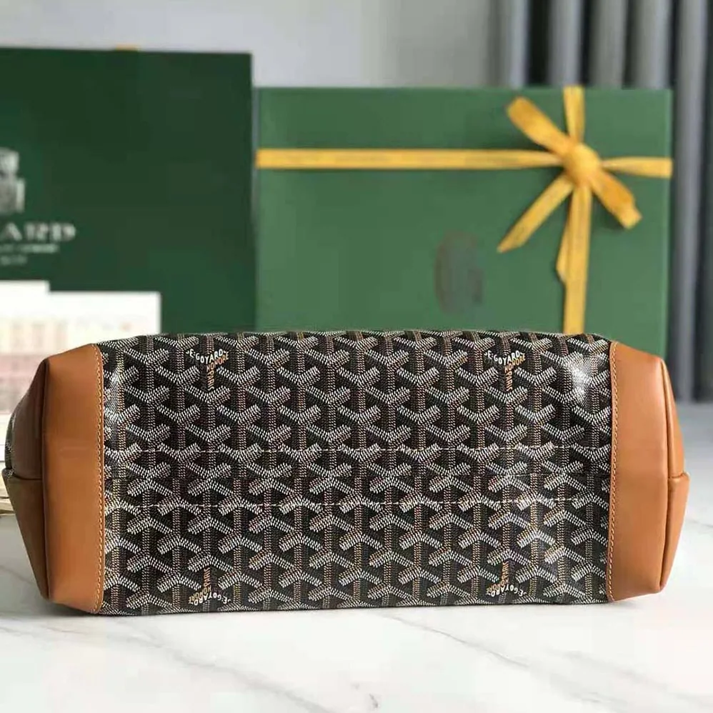 Goyard Bellechasse Biaude PM Bag for Women in Tan Goyard Bellechasse Biaude PM Bag for Women in Tan