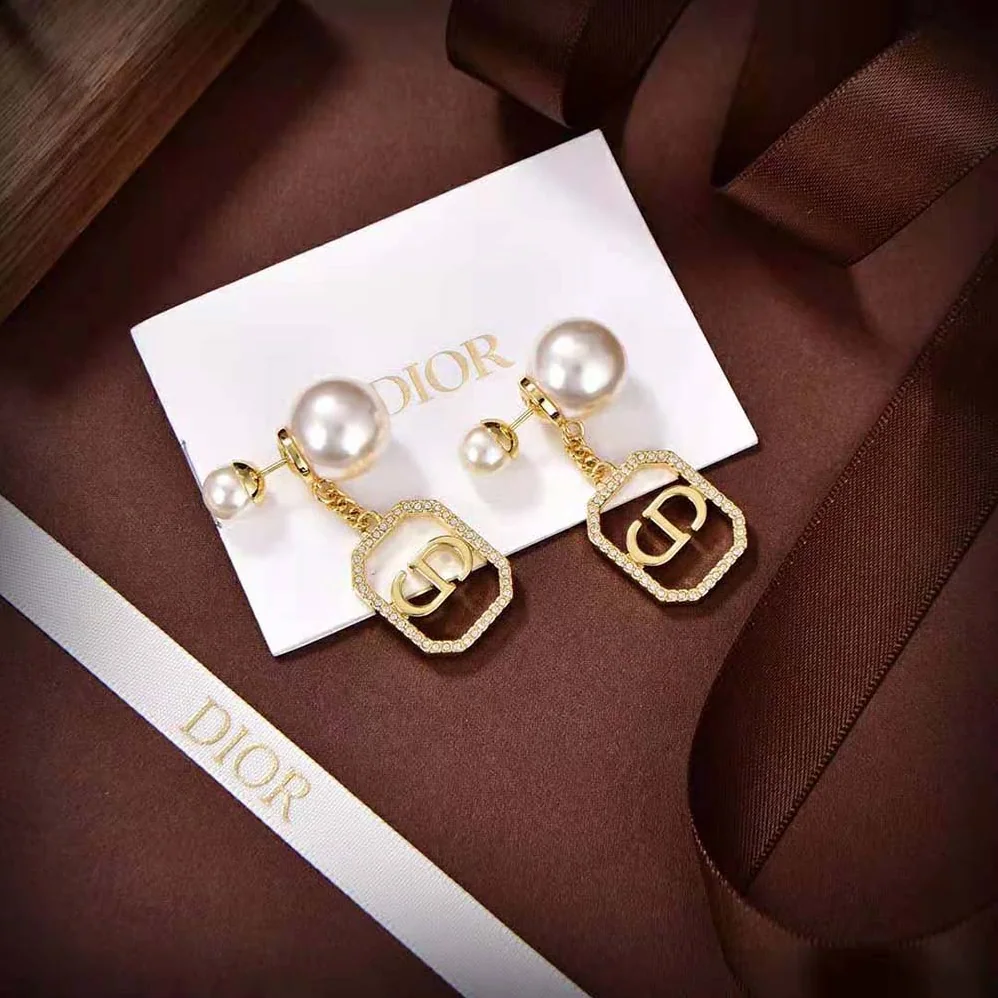 Dior Tribales Earrings Gold-Finish Metal with White Resin Pearls for Women Dior Tribales Earrings Gold-Finish Metal with White Resin Pearls for Women