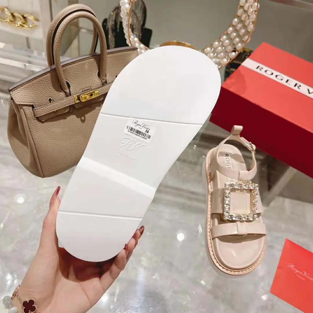 Roger Vivier Viv Rangers Strass Buckle Sandals in Nabuk for Women in Pink Roger Vivier Viv Rangers Strass Buckle Sandals in Nabuk for Women in Pink