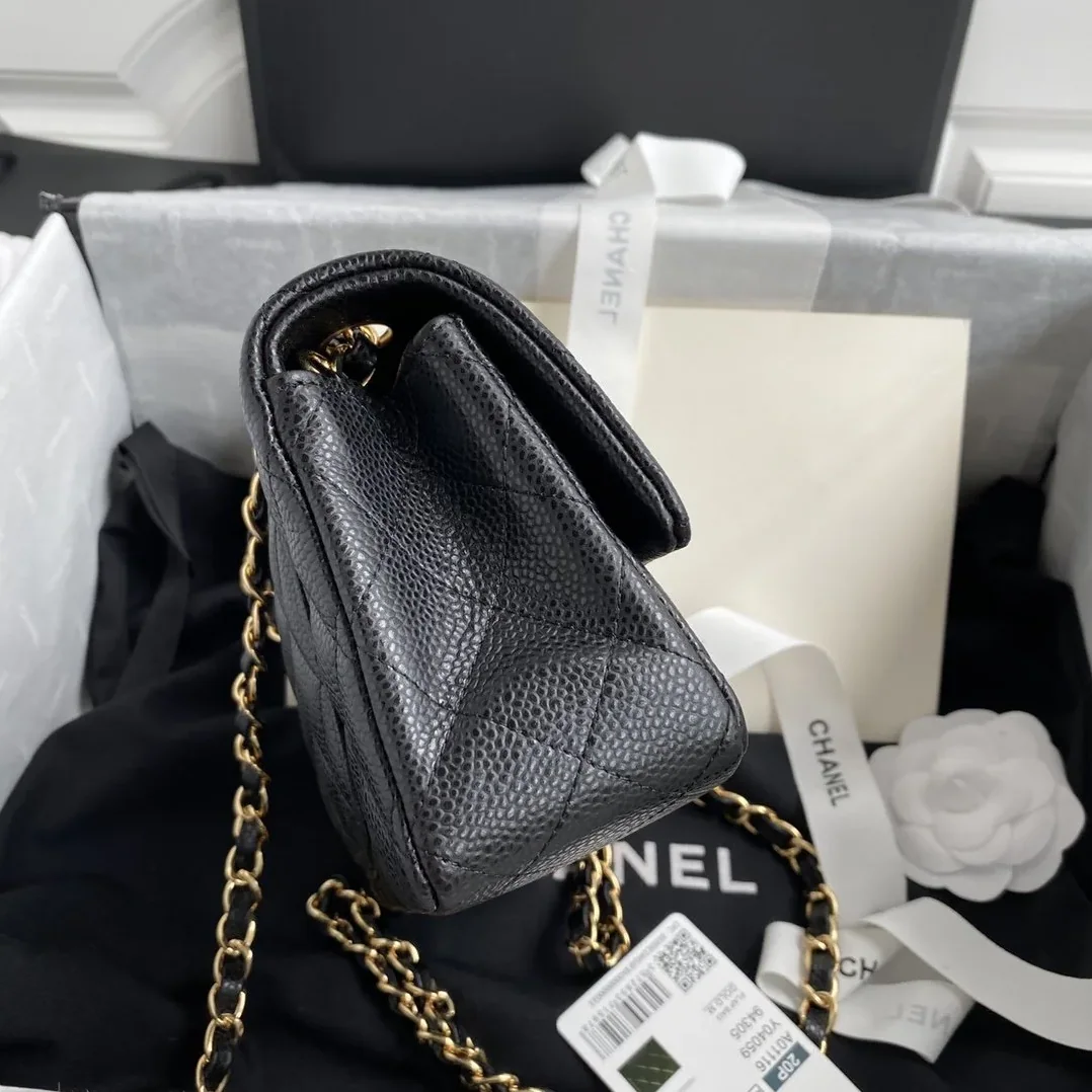 Chanel Mini Classic Handbag Black / Chanel Mini Classic Handbag Black /