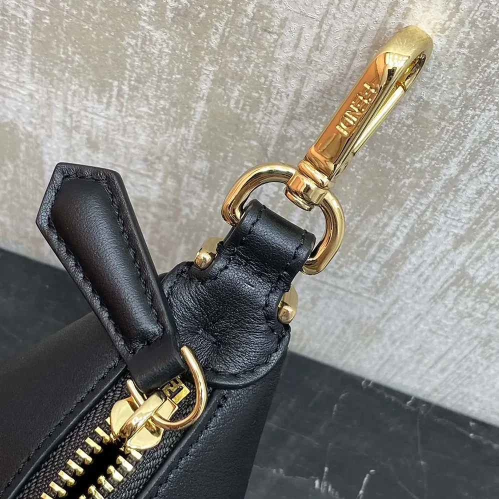 Fendi Fendigraphy Mini Black Leather Mini for Women in bag Fendi Fendigraphy Mini Black Leather Mini for Women in bag