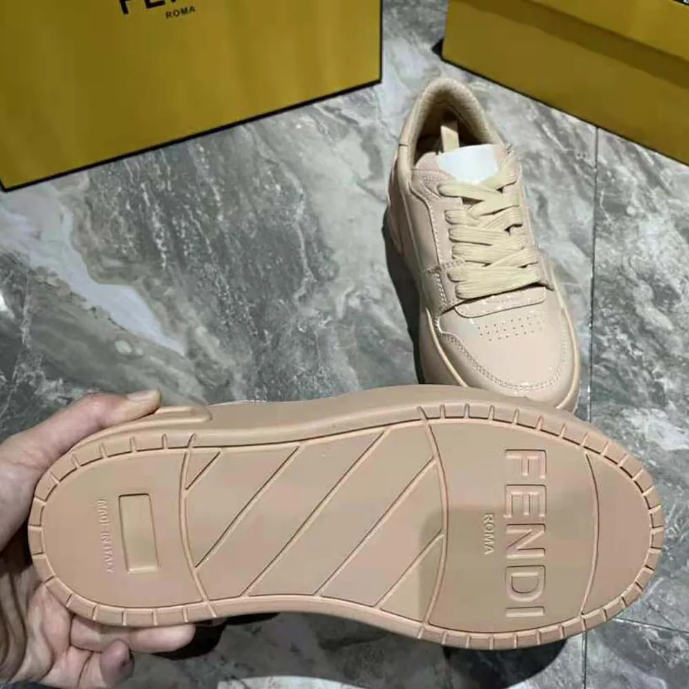 Fendi Fashion Show Pink Leather Low for Women in Tops Fendi Fashion Show Pink Leather Low for Women in Tops