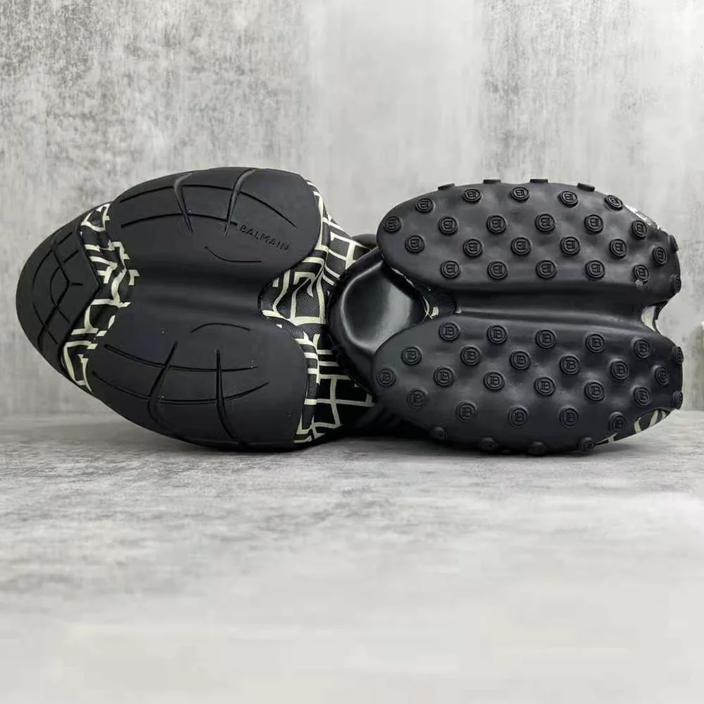 Balmain Neoprene and Calfskin Unicorn Low-Top Sneakers for Unisex in Black Balmain Neoprene and Calfskin Unicorn Low-Top Sneakers for Unisex in Black