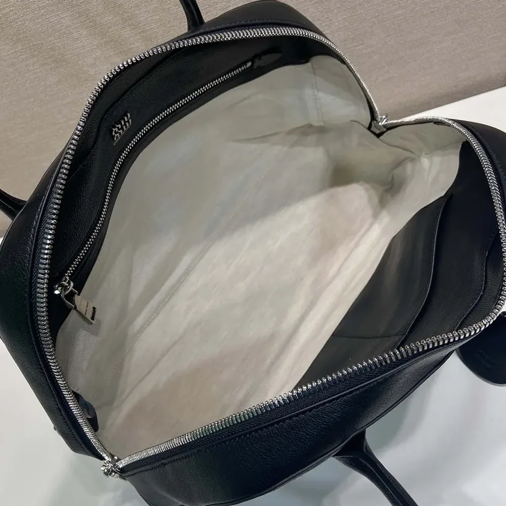 Miu Miu Vivant Leather Bag Black for Women