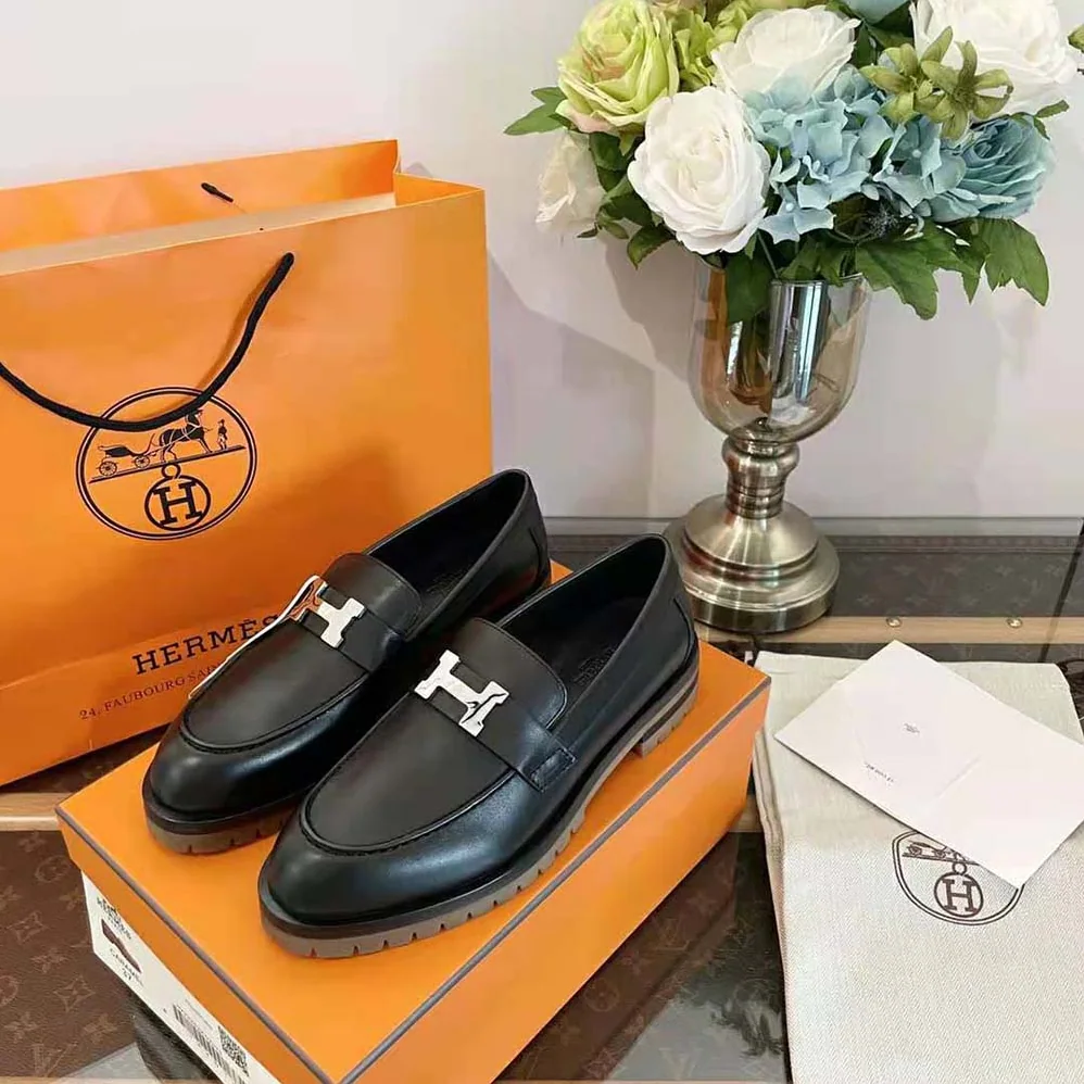 Hermes Faubourg Loafer in Glazed Calfskin for Women in Black Hermes Faubourg Loafer in Glazed Calfskin for Women in Black