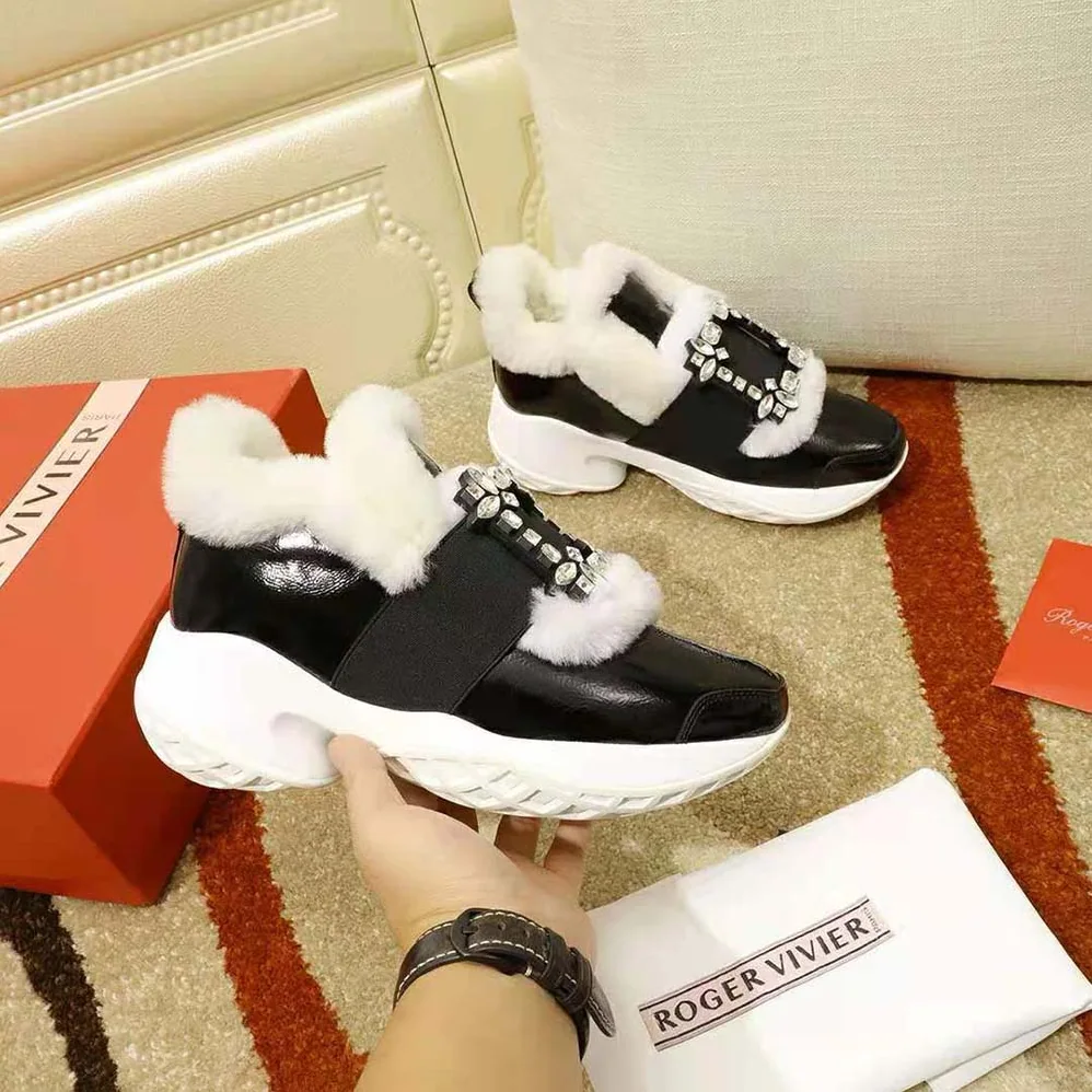 Roger Vivier Viv' Run Shearling Strass Buckle Sneakers in Patent Leather for Women Roger Vivier Viv' Run Shearling Strass Buckle Sneakers in Patent Leather for Women