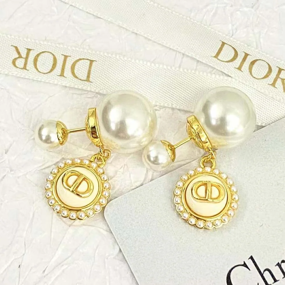 Dior Tribales Earrings Gold-Finish Metal with White Resin Pearls and Latte Glass for Women Dior Tribales Earrings Gold-Finish Metal with White Resin Pearls and Latte Glass for Women