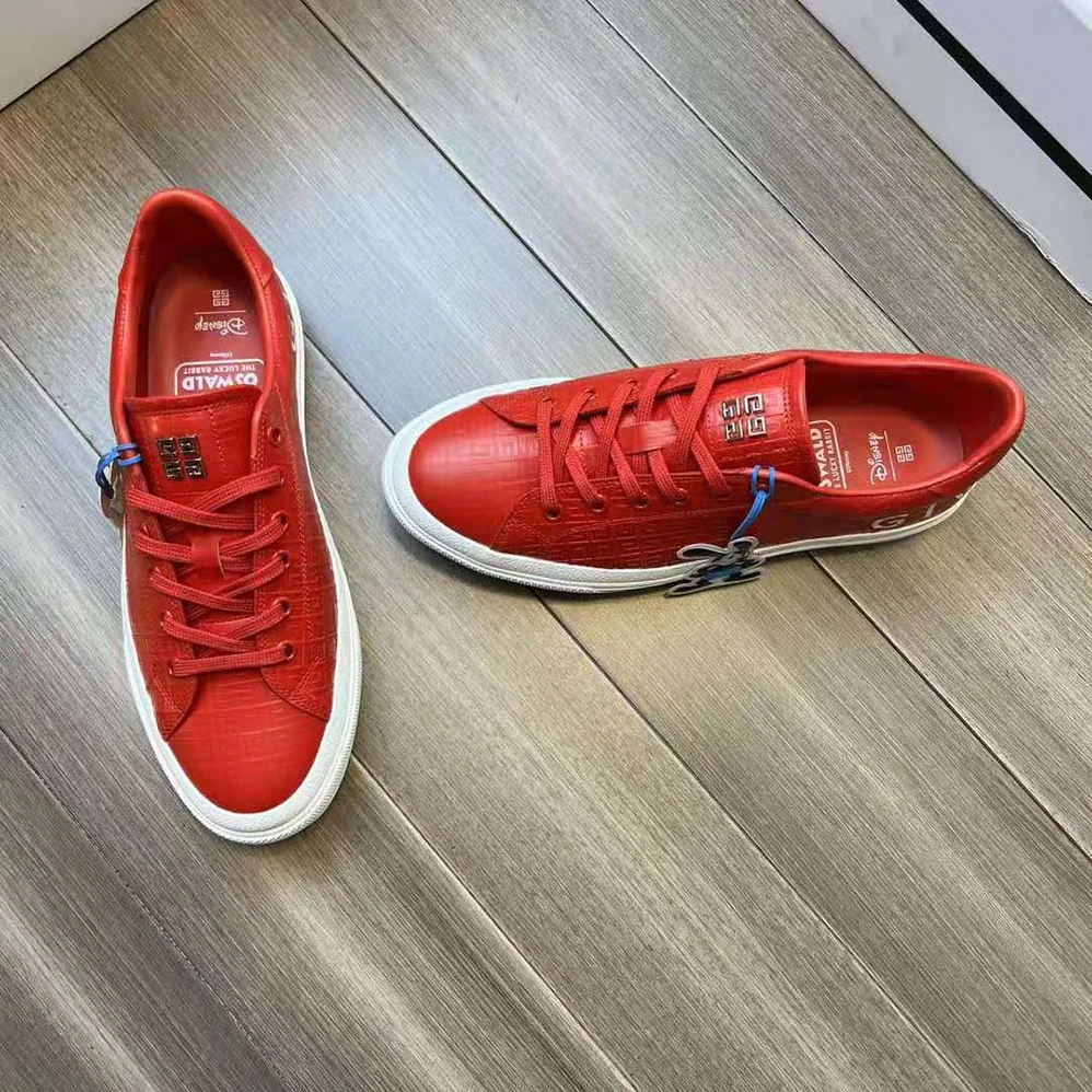 Givenchy Oswald City Sport Sneakers in Leather for Unisex in Red Givenchy Oswald City Sport Sneakers in Leather for Unisex in Red