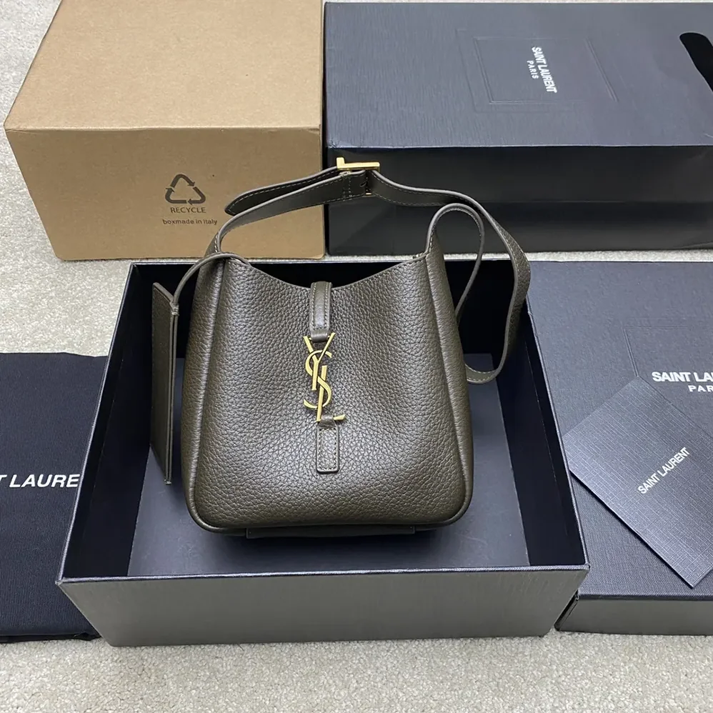 Saint Laurent YSL Le 5 à 7 Supple Baby in Grained Leather for Women in Dark Green