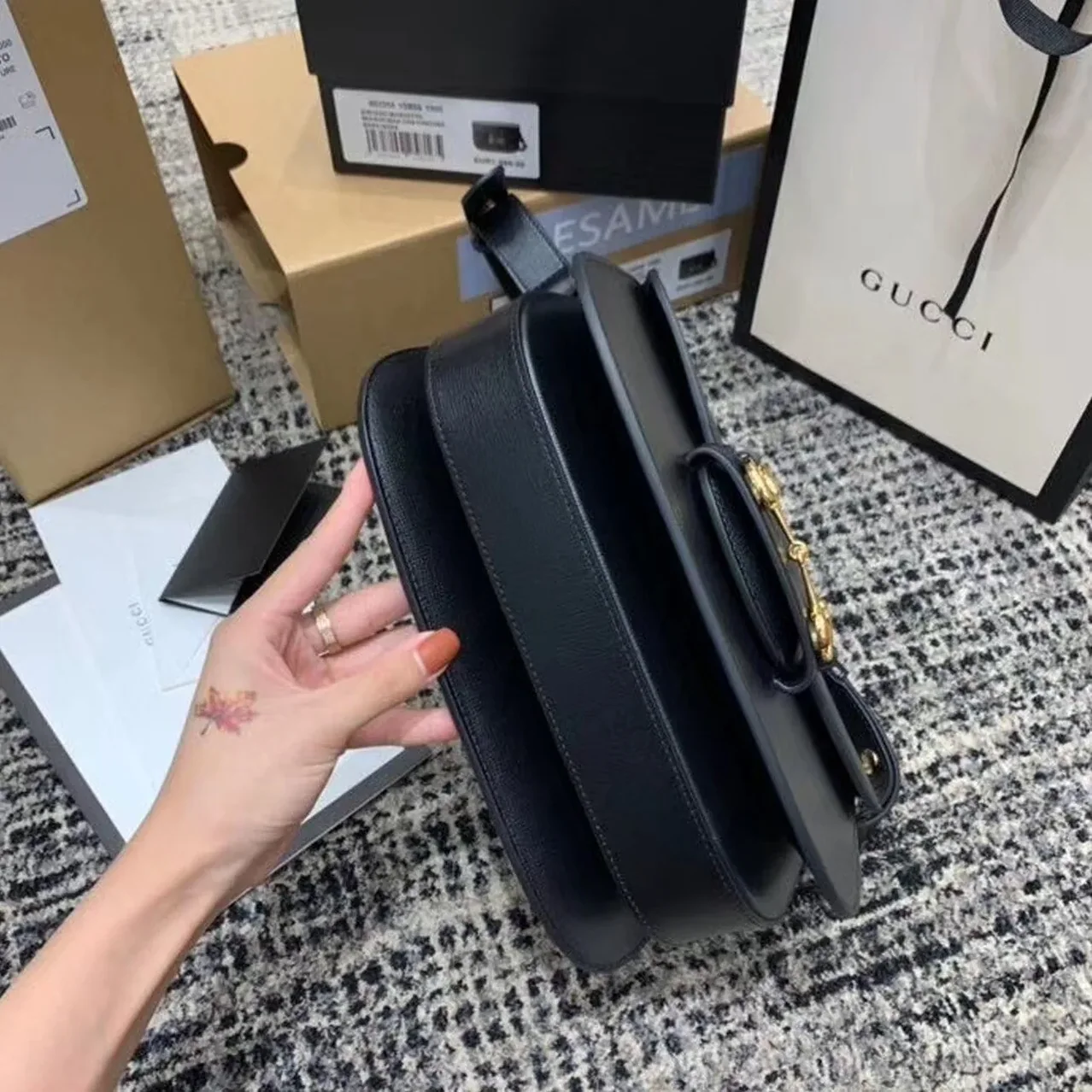 Gucci Horsebit 1955 Shoulder Bag Black Textured With A Vintage Effect / GG