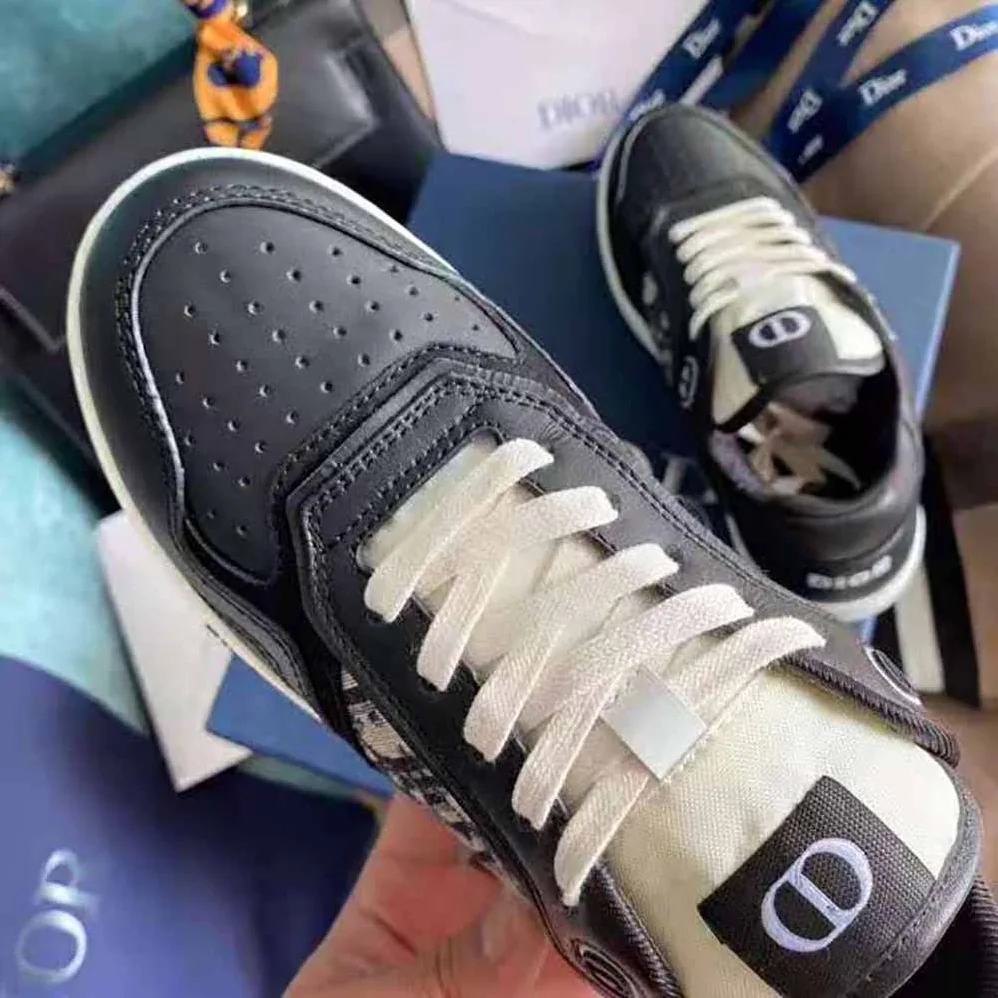 Dior B27 Low-Top Sneaker Smooth Calfskin with Dior Oblique Jacquard for Men in Black Dior B27 Low-Top Sneaker Smooth Calfskin with Dior Oblique Jacquard for Men in Black