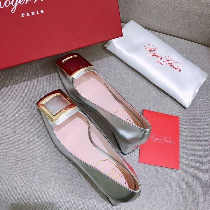 Roger Vivier Metal Buckle Gommettine Ballerinas for Women in Silver