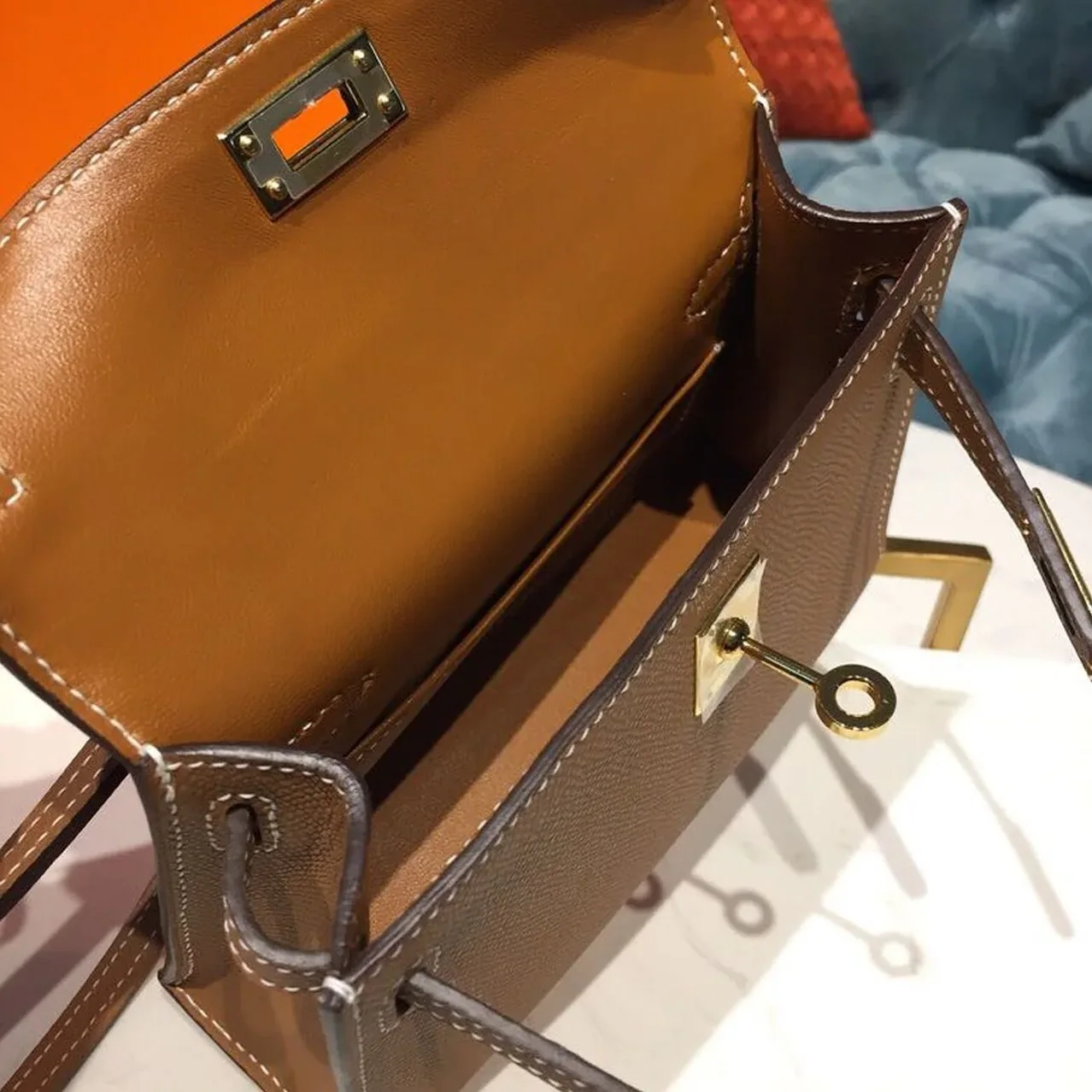 Hermes Mini Kelly Gold Gold Toned Hardware / Hermes Mini Kelly Gold Gold Toned Hardware /