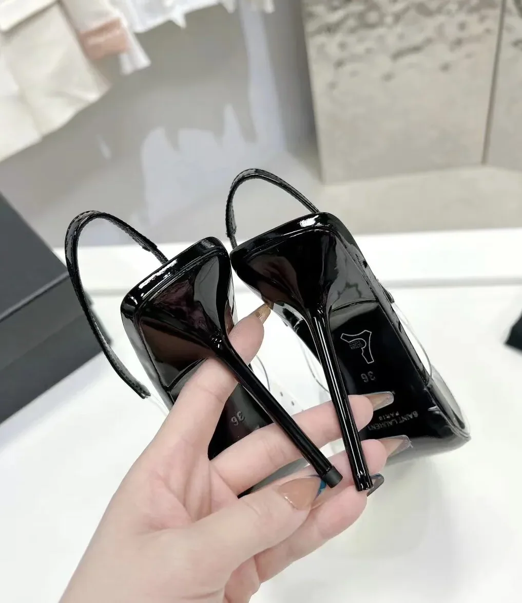 Saint Laurent Pointed in Toe Pumps Black